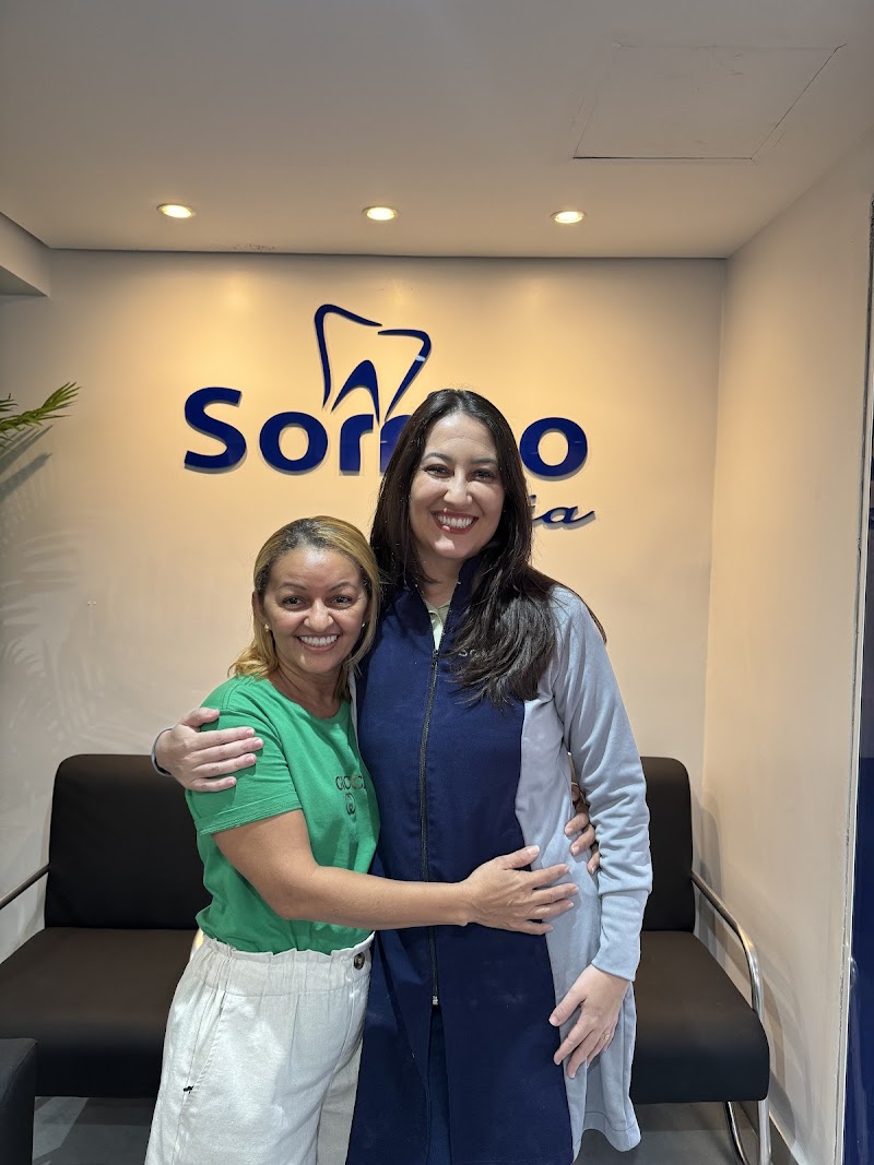 Sorriso & Cia Centro | Implantes, Estética, Ortodontia e Harmonização Facial - foto 4