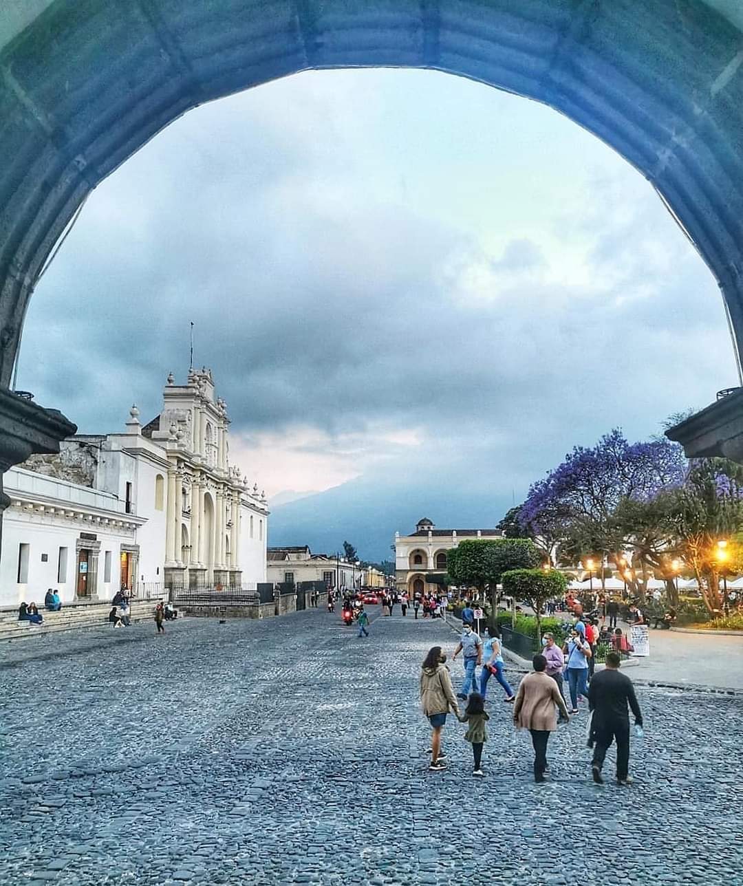 Antigua Guatemala — view 2