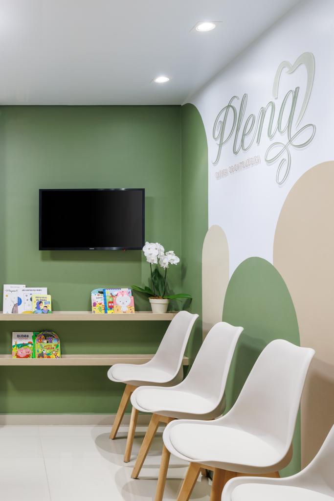 Dra. Marina Andrade - Tratamento de Canal - foto 2