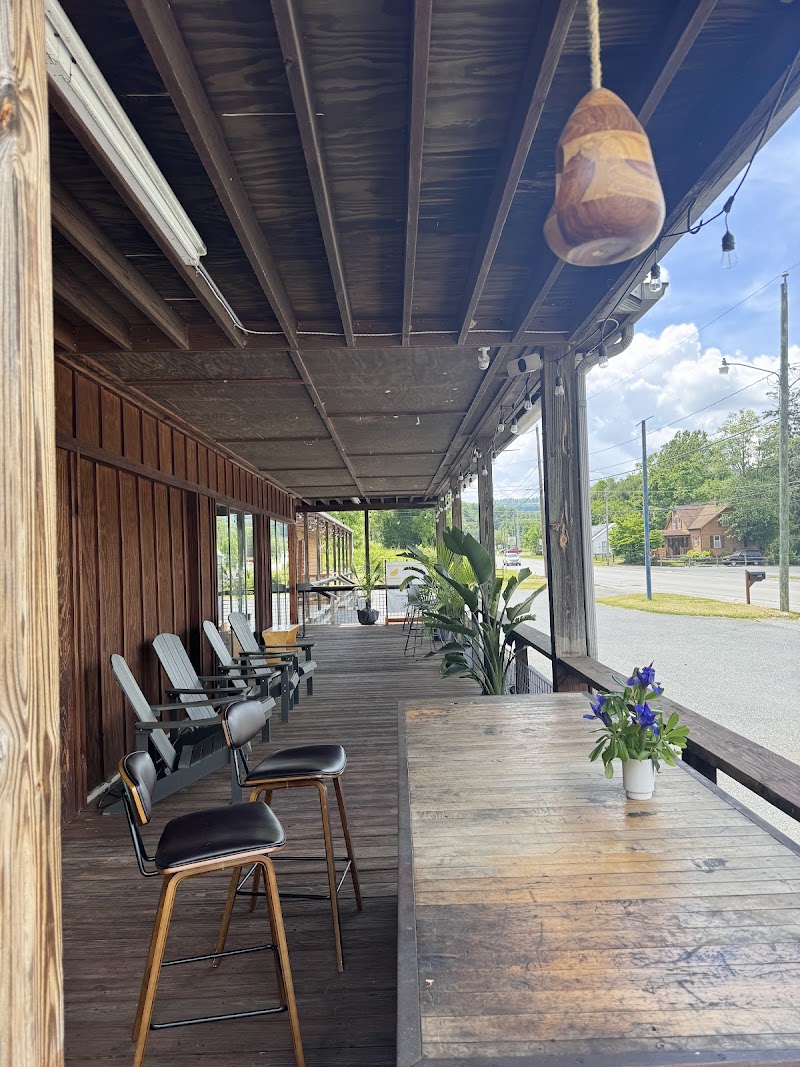 The Matriarchists photo 1