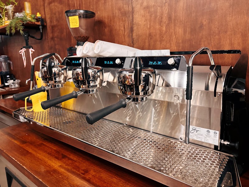 Iris Coffee Company photo 1