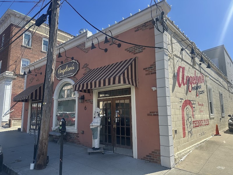 Angeloni's Restaurant and Pizzeria photo 7