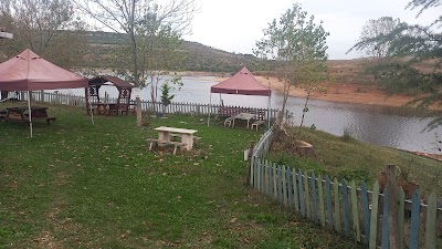 Eskimanyas Göleti piknik alanı - Kafe