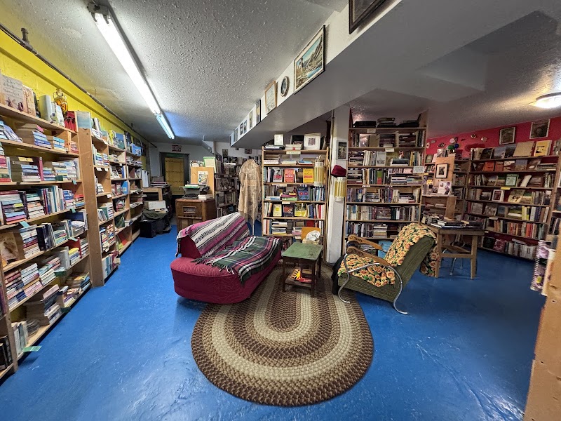 Kingfisher Quality Used Books photo 2