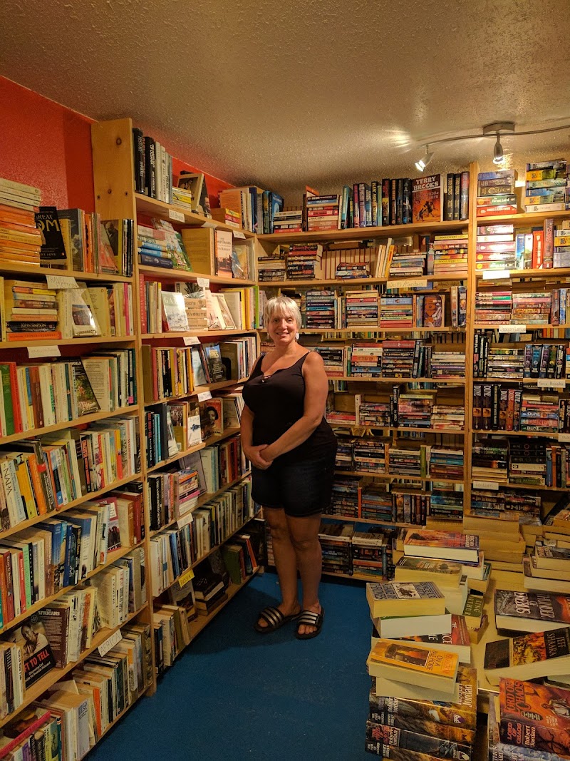 Kingfisher Quality Used Books photo 4