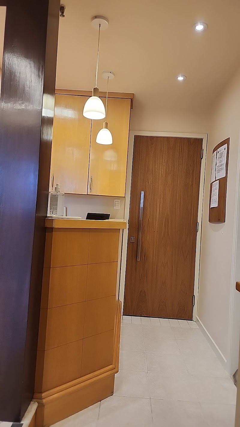 Dra Neusa Costa - Harmonização Orofacial e Invisalign - foto 5