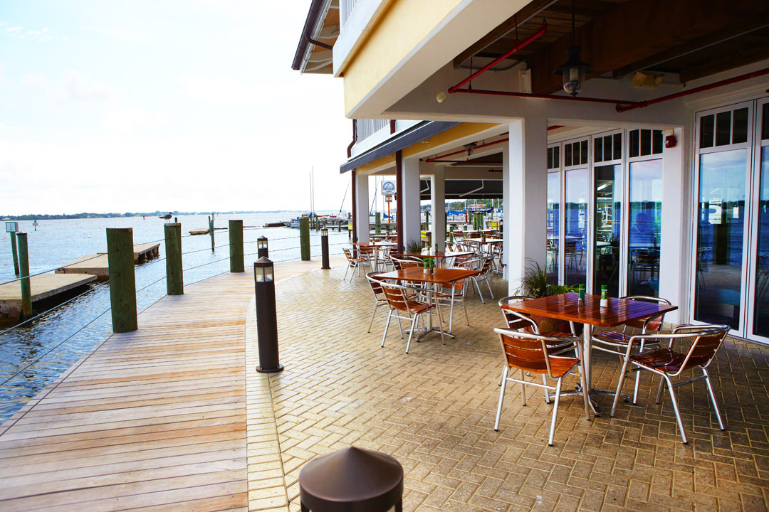 Riverhouse Waterfront Restaurant