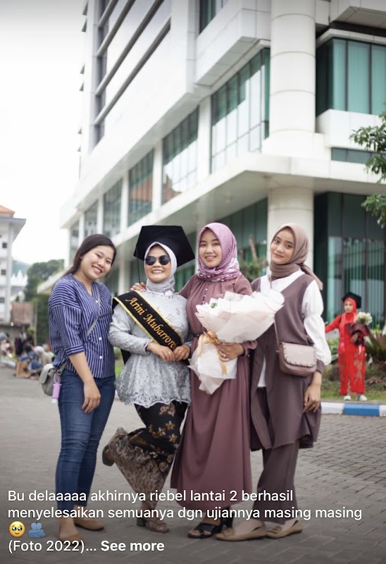 RiEBEL KOST PUTRI
