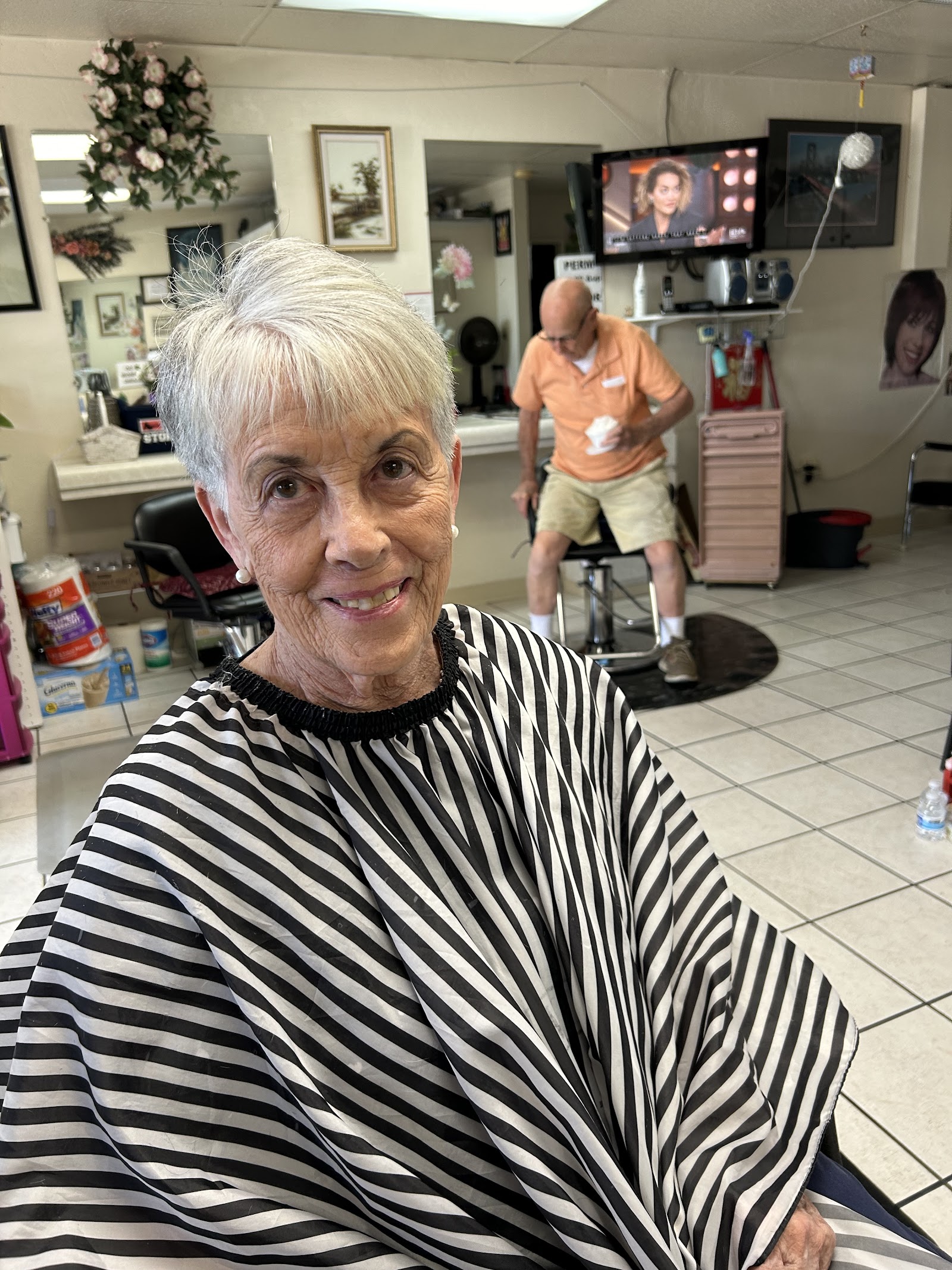 Inside Holly's Hair Salon, Lodi
