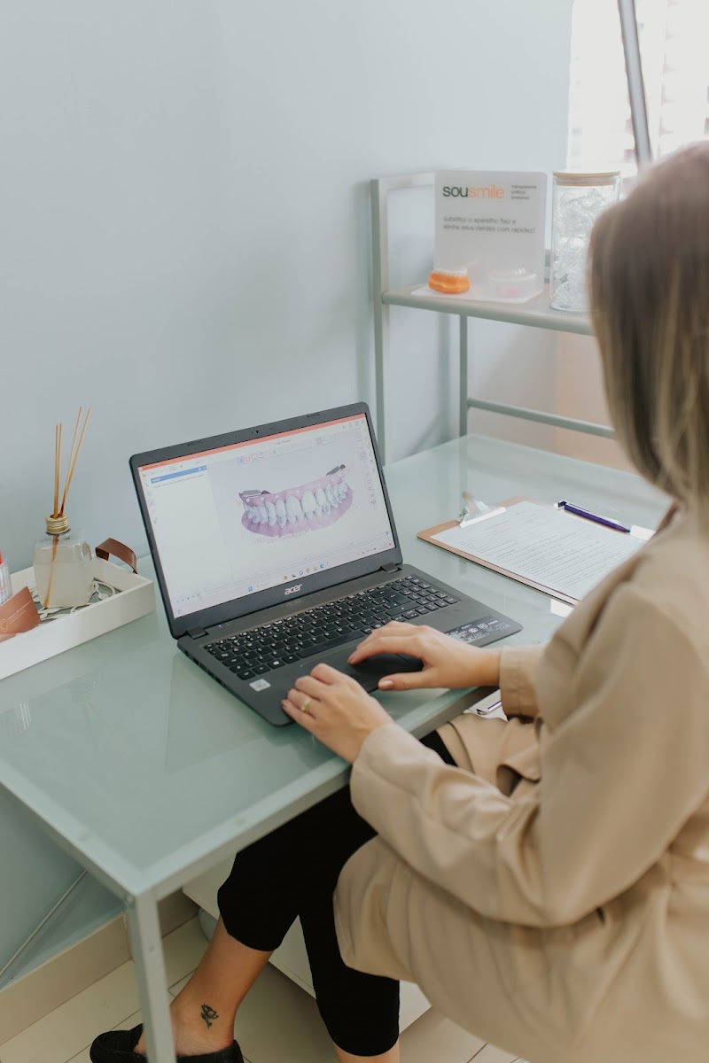 Dra. Camila Rockenbach - foto 4