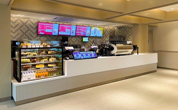 The Coffee Bean & Tea Leaf - Photo 1