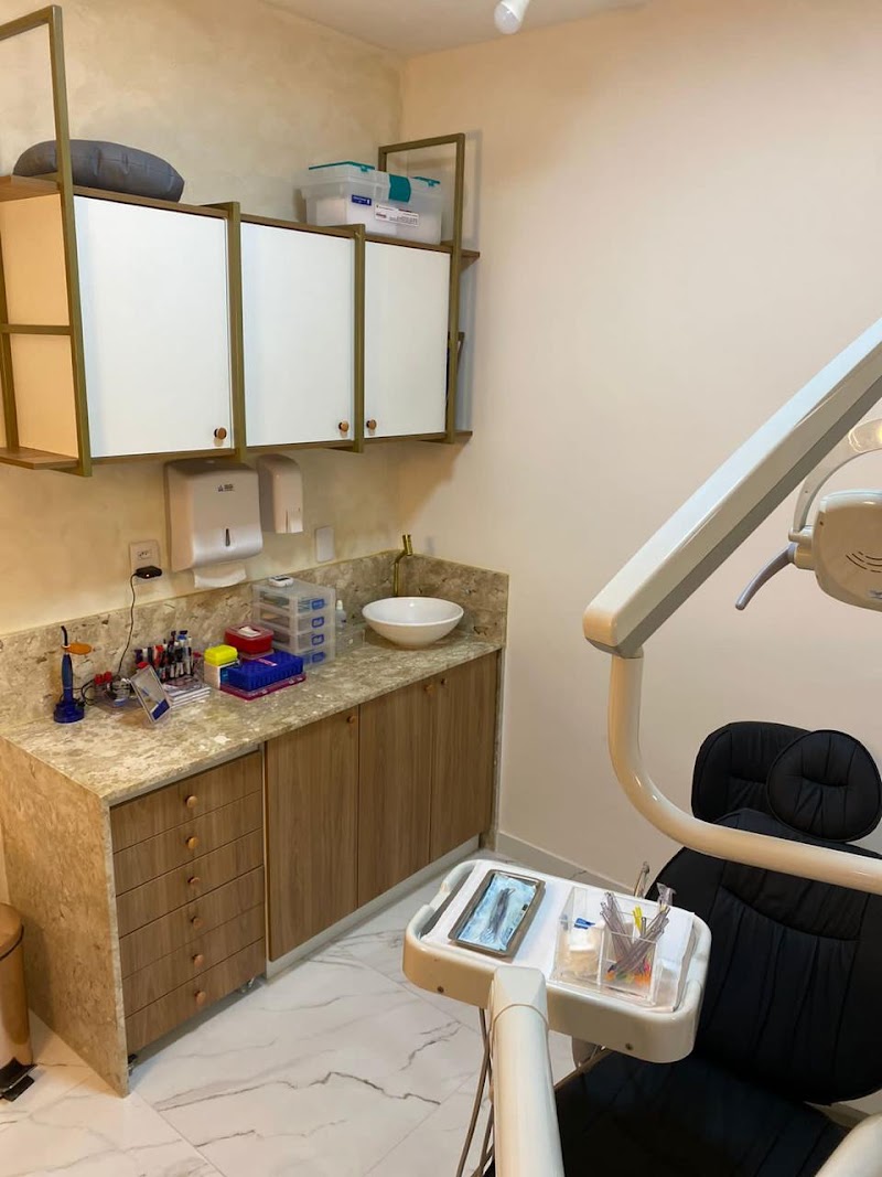 Implantare Clinic Natal-RN - Clínica Odontológica Especializada em Implantes Dentários e Próteses - foto 2