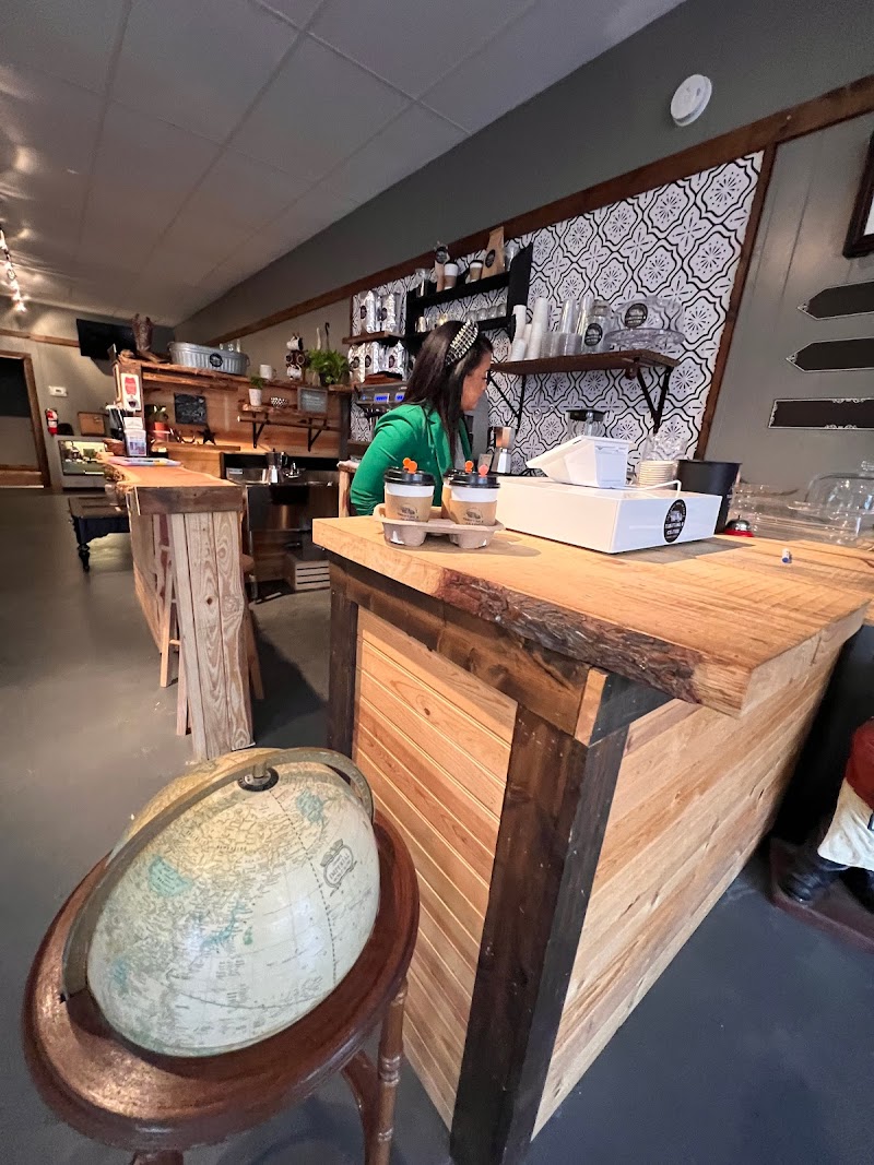 Thrifting & CO.ffee photo 3