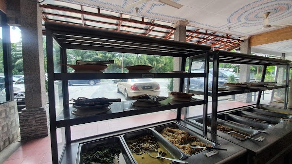 Restoran Nasi Padang Minang Sejati - Photo 1