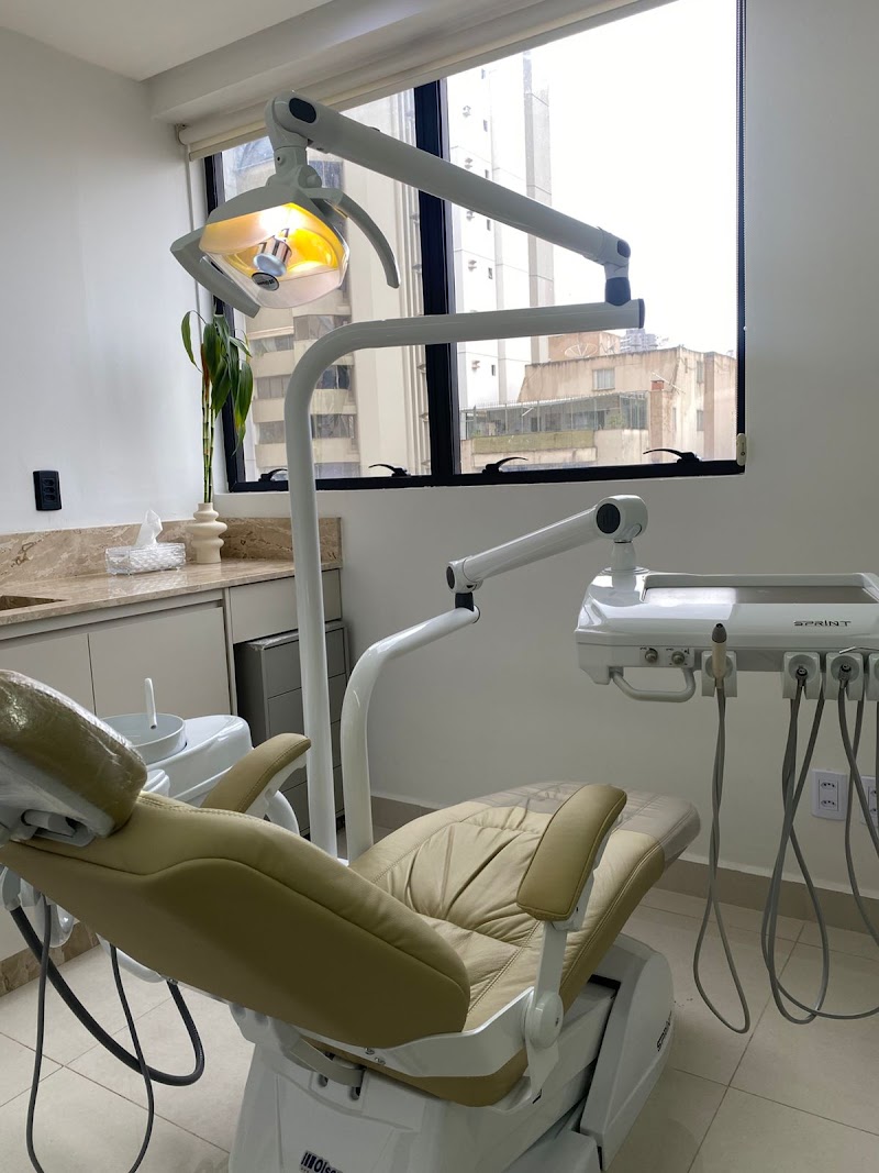 Dra. Marcela Figueiredo | Cirurgiã-dentista