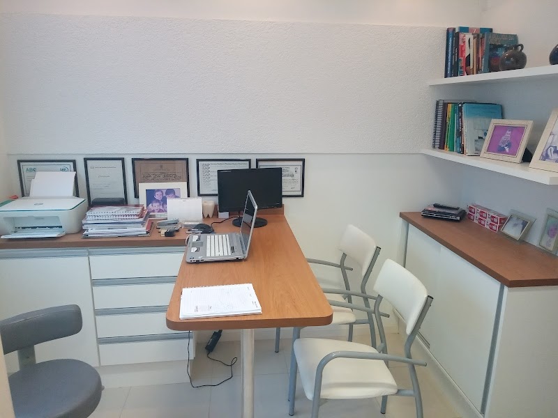 Dr. Agnaldo Lúcio - Dentista - foto 3