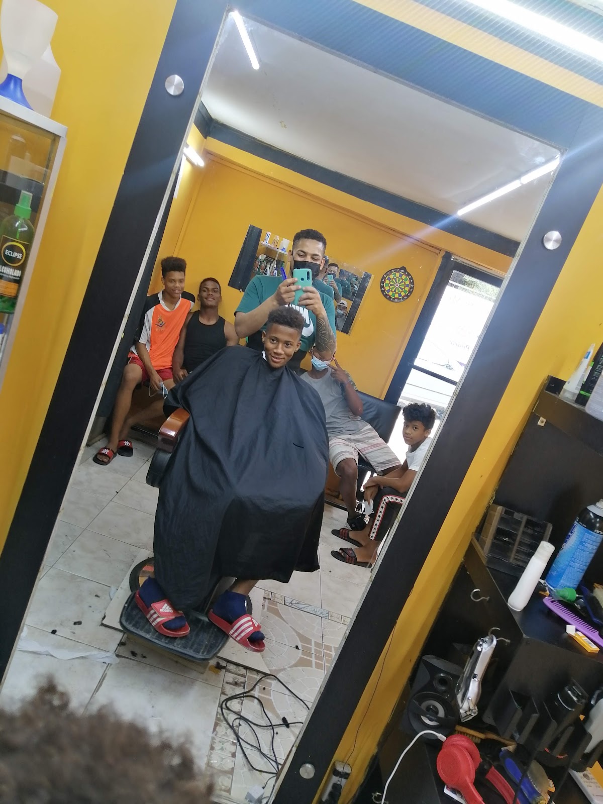 VICTOR BARBER SHOP - Imagen 1