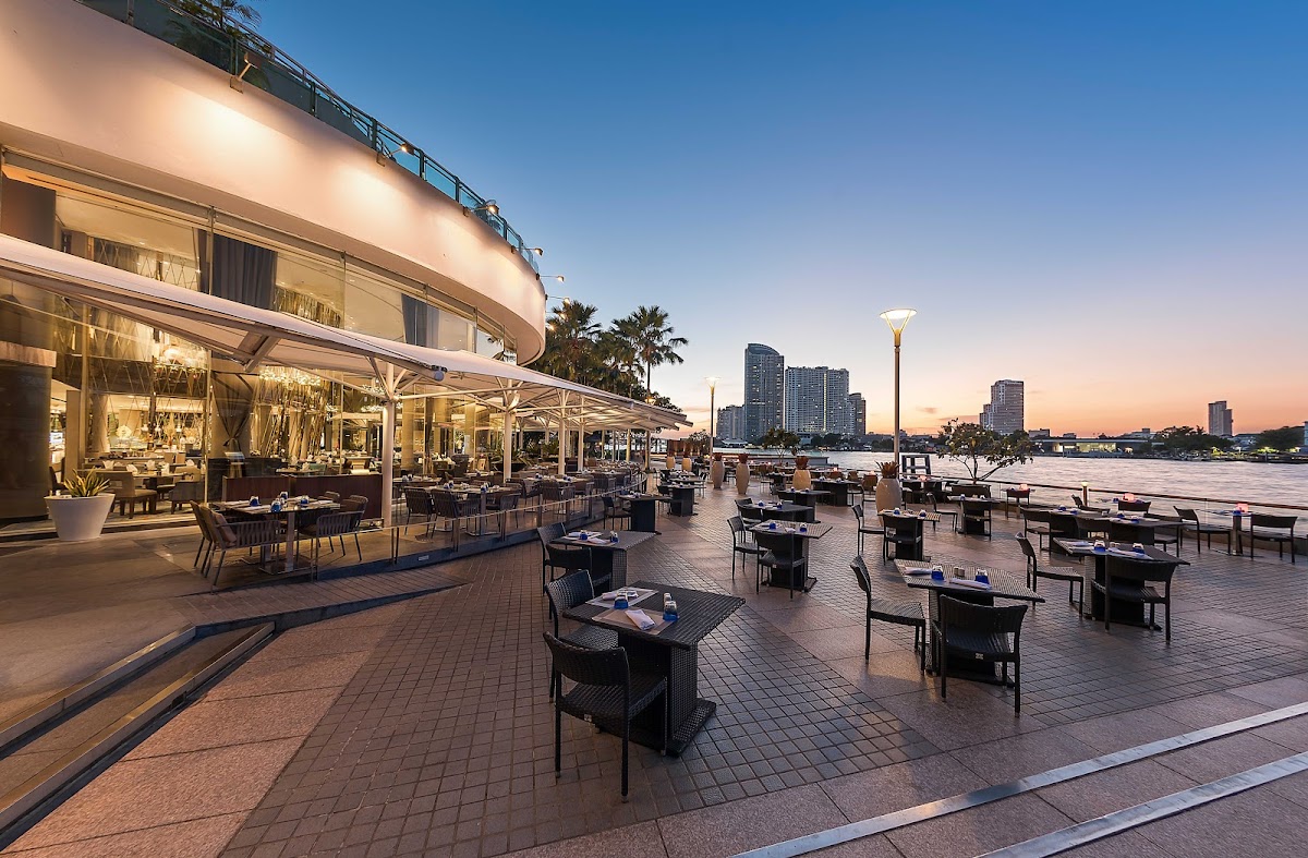 Chatrium Hotel Riverside Bangkok