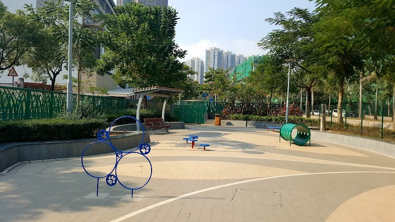 Tin Yip Road Sitting-out Area