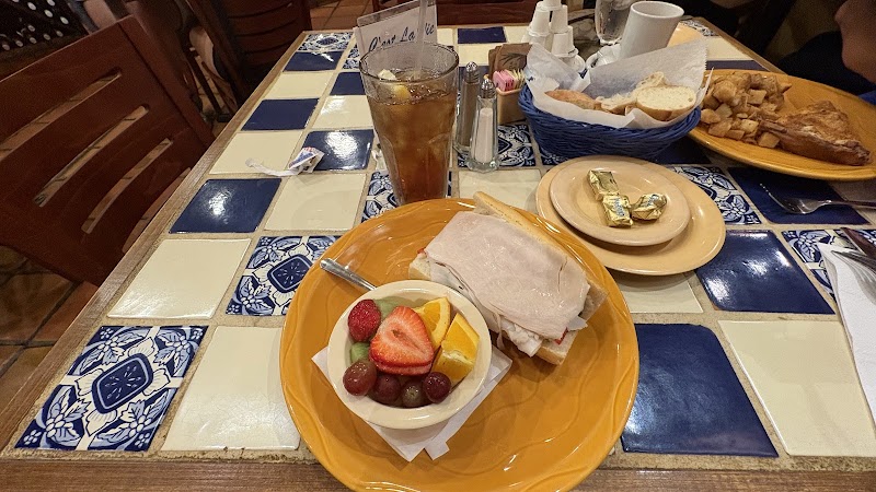 C'est La Vie - Pastries Breakfast & Dinner photo 4