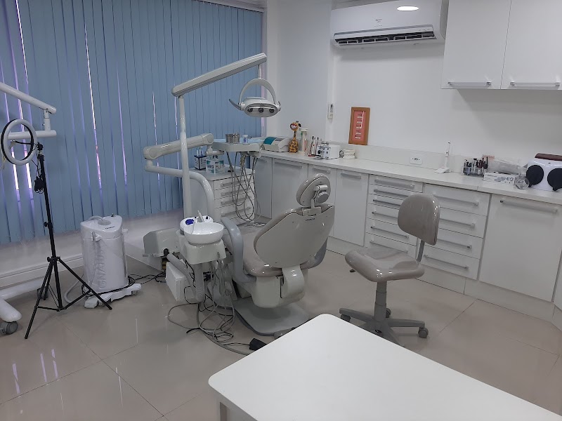Dentista Dra. Elizabeth Filippi - foto 2