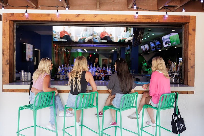 Crush It! Sports Lounge photo 7