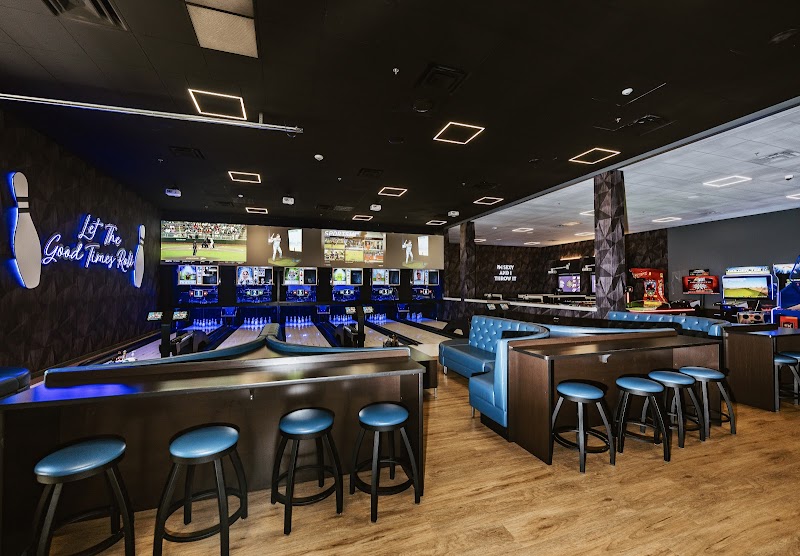 Crush It! Sports Lounge photo 4