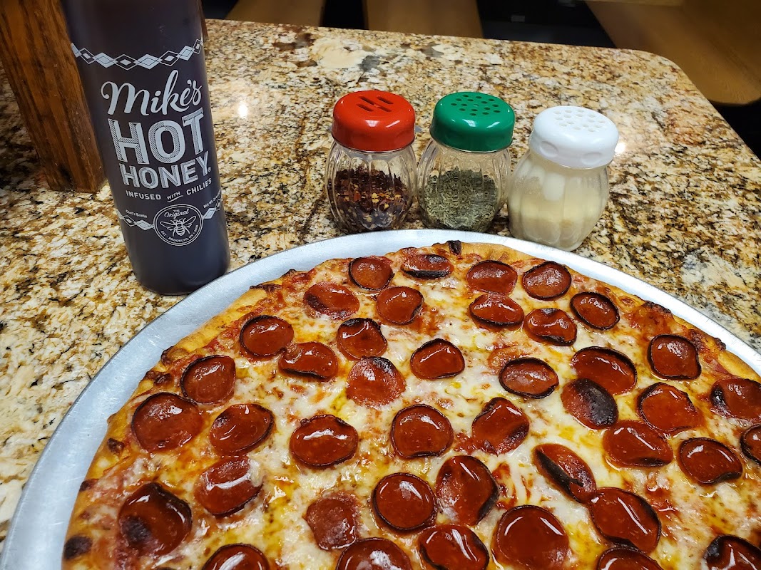 Baroni's New York Pizza photo 2