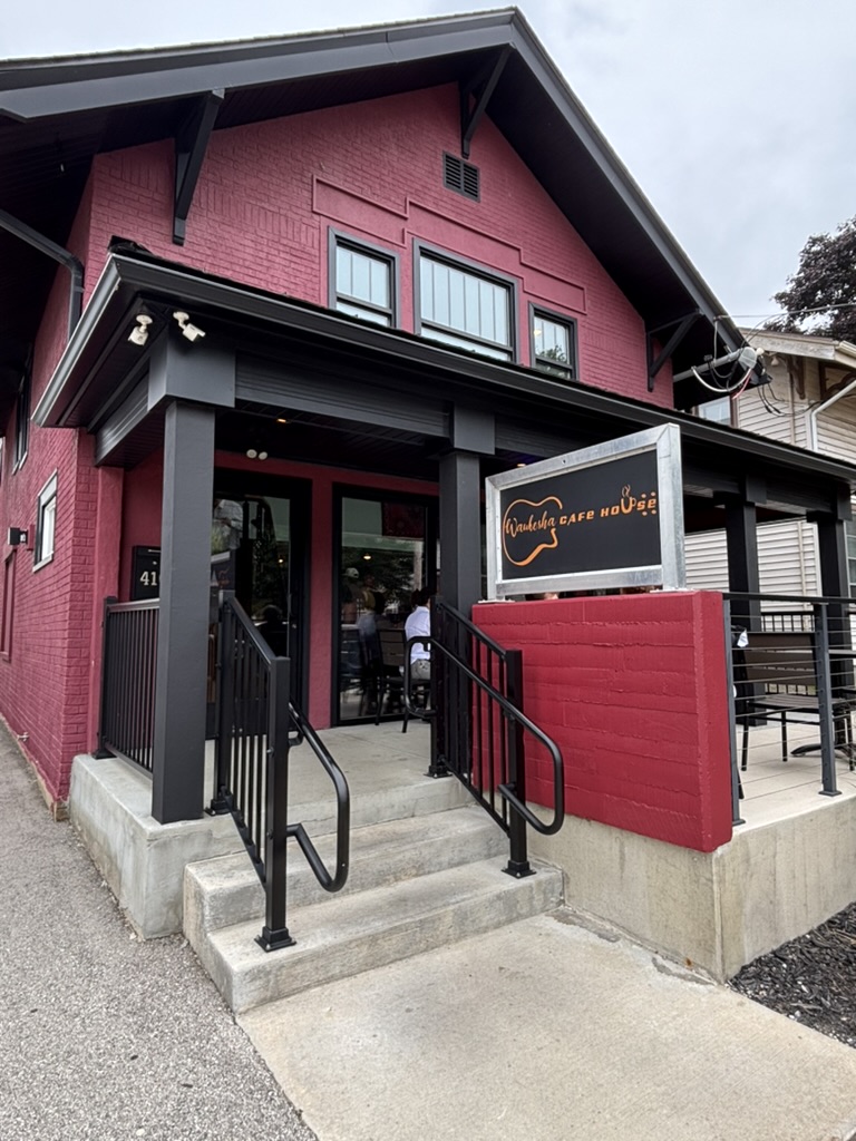 Waukesha Cafe House photo 4