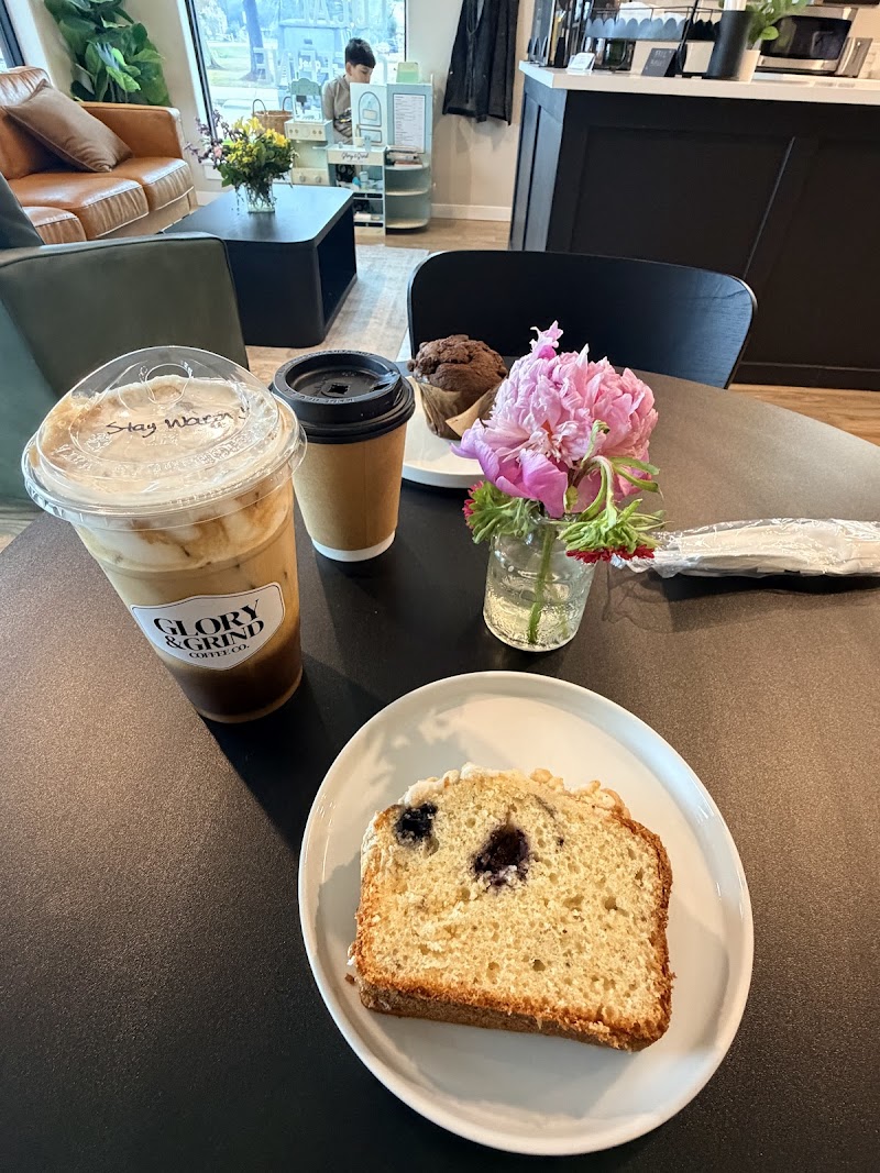 Glory and Grind photo 2