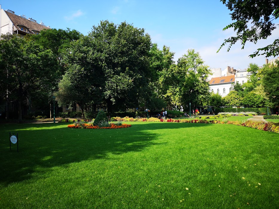 Károlyi Garden fotoğraf 1