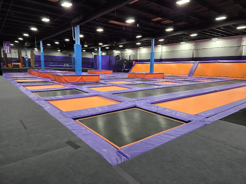 Altitude Trampoline Park - Skokie — Amusement Center in Skokie