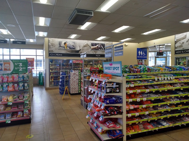 Holiday Stationstores photo 2