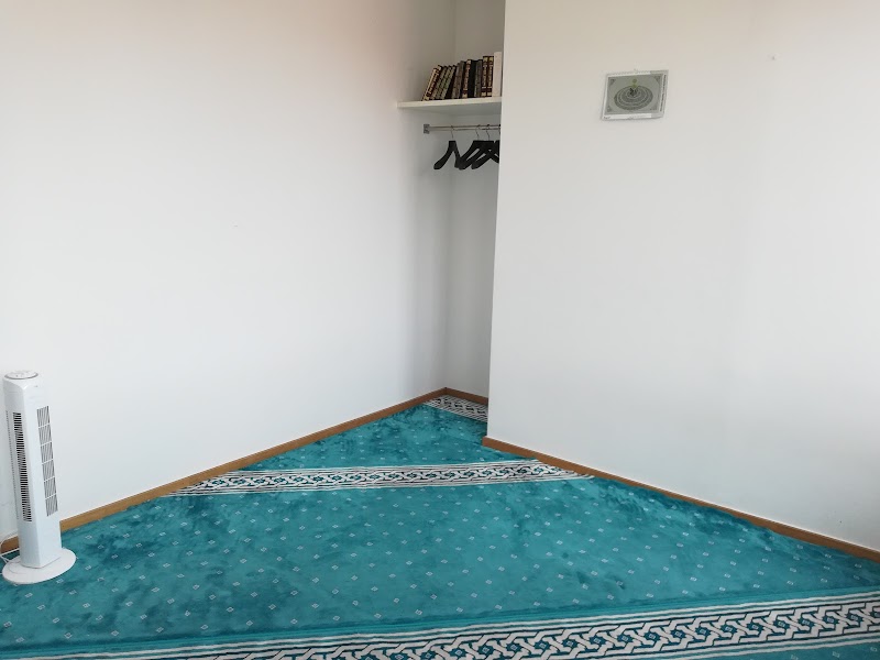 Masjid on 5th floor Oberpollinger photo 2