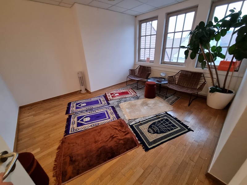 Masjid on 5th floor Oberpollinger photo 1