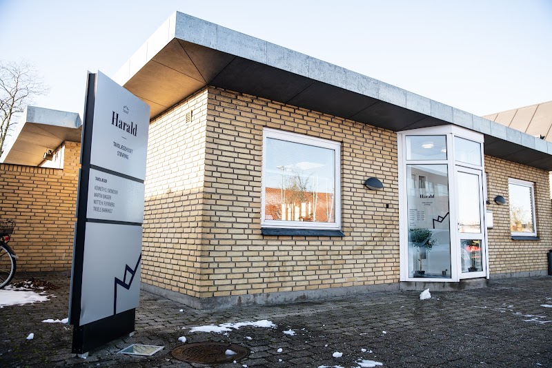Harald Tandlægehuset Støvring - billede 2