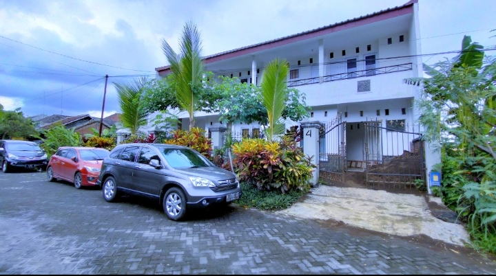 Kost kelapa gading 2