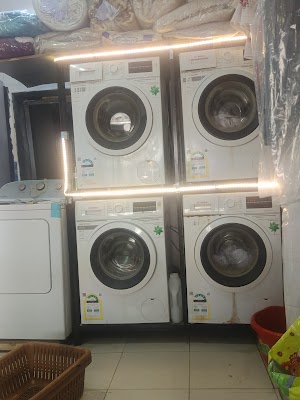 مغسلة رئبال لغسيل جميع انواع الملابس والبطاطين والسجاد