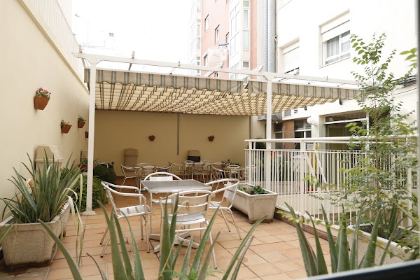 Residencia Residencia para Mayores Geriasa Madrid — C. del Dr. Esquerdo, 63, Retiro, 28007 Madrid, España