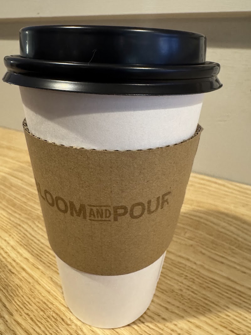 Bloom & Pour photo 4