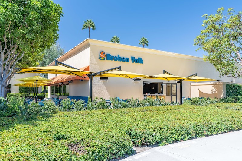 Broken Yolk Cafe photo 1