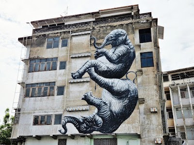 Song Wat Street Art