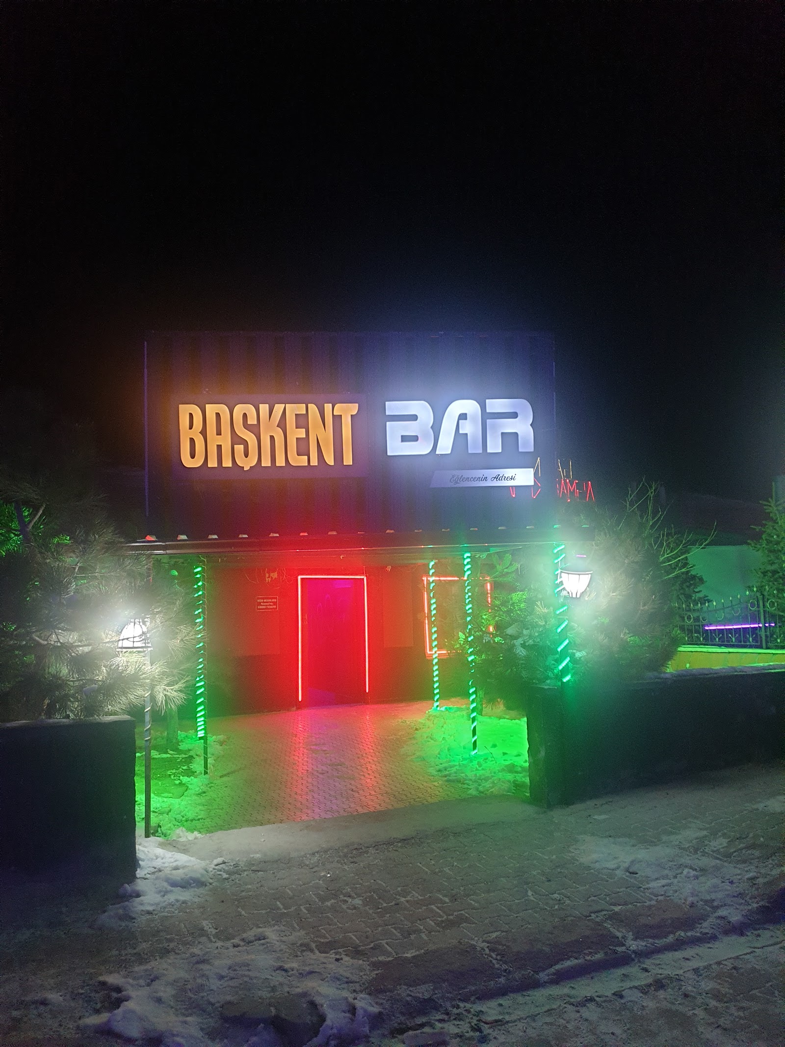 Öykü Bar mekanı