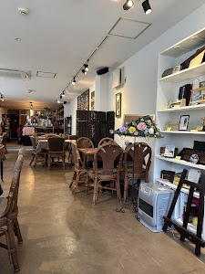 Raden Nara -Japanese style RiceBall & local dishes-