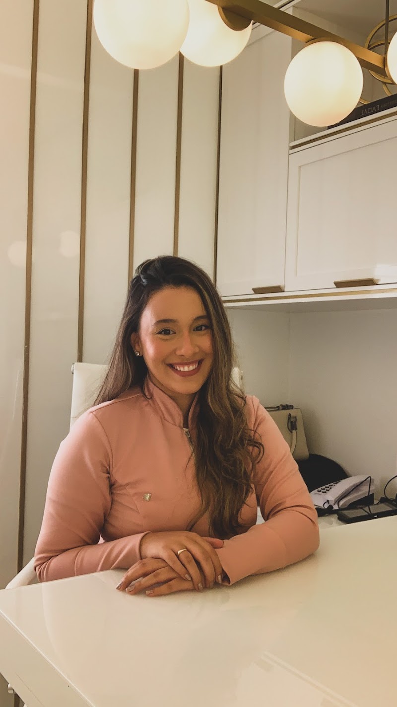 Dra. Lívia Girão - foto 3