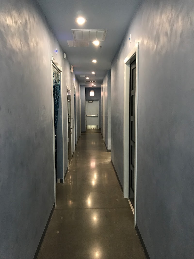 B&B Electric - Electrician in Euless