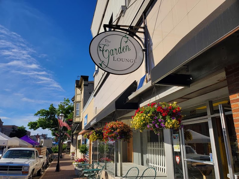 The Garden Lounge photo 1