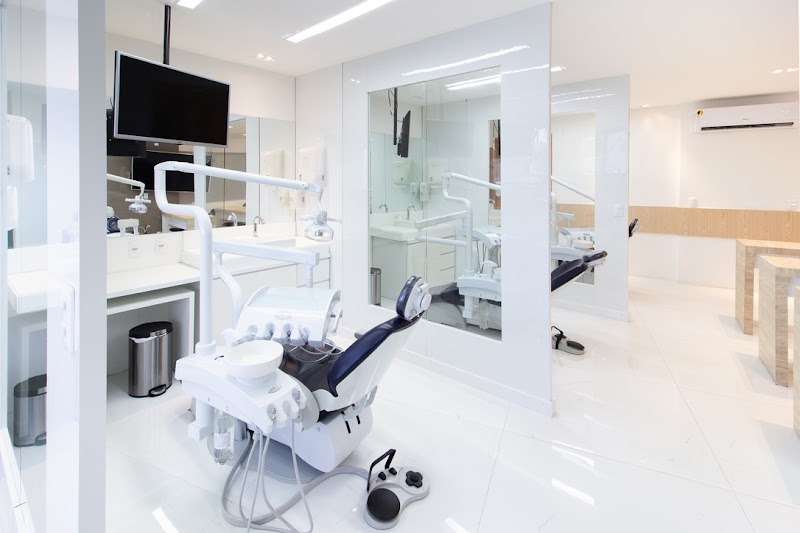 IMPLANT ACADEMY - foto 2