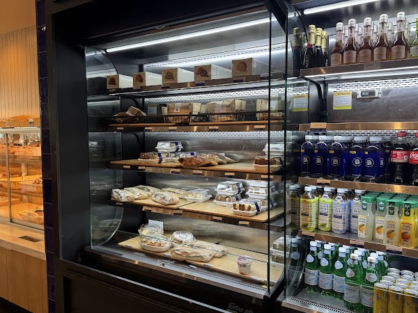 Paris Baguette, 622 Laurel St, San Carlos, CA 94070, USA