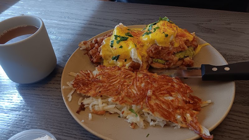 Crumbs Breakfast, Lunch & Bar photo 3